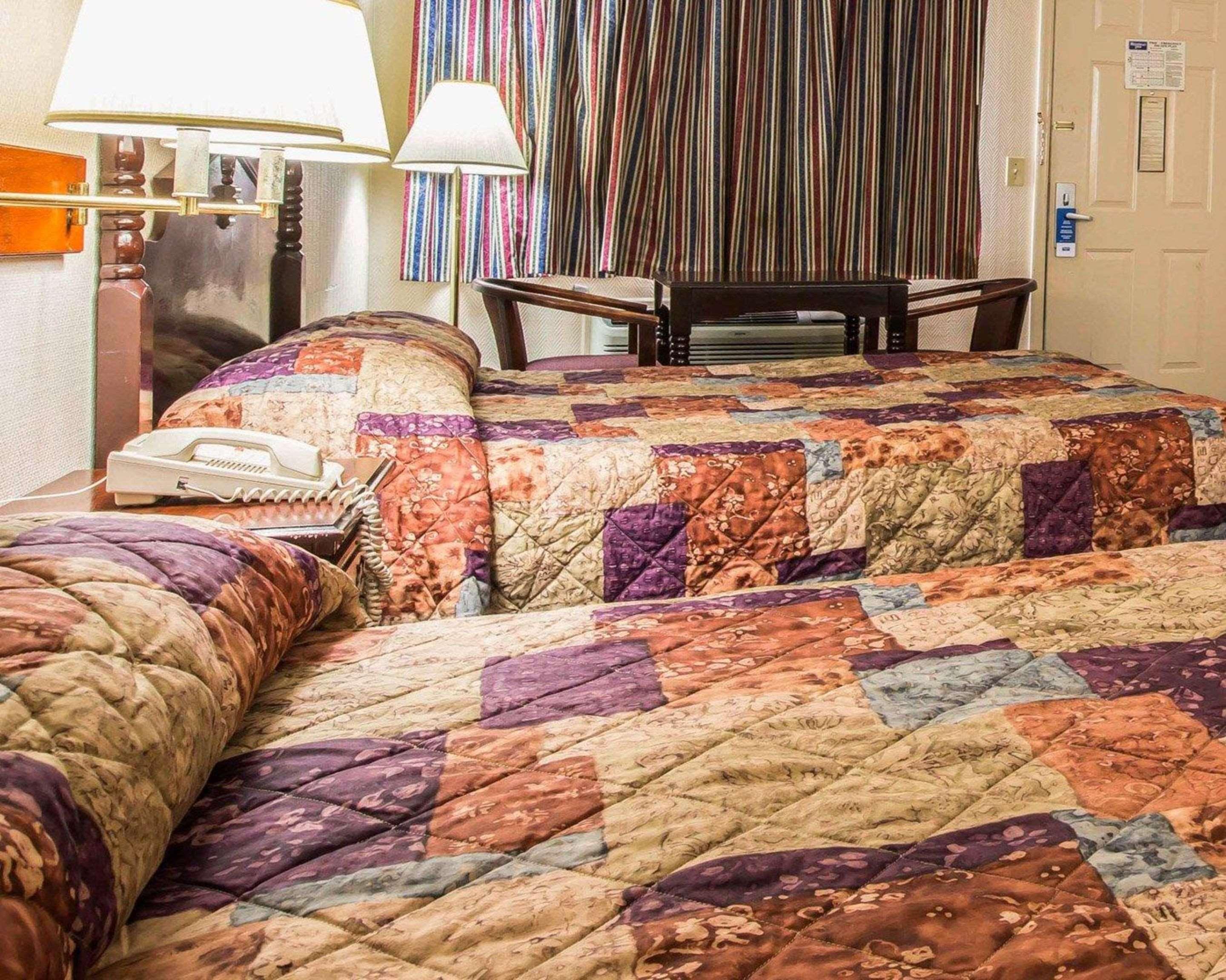 Rodeway Inn Phenix City Extérieur photo