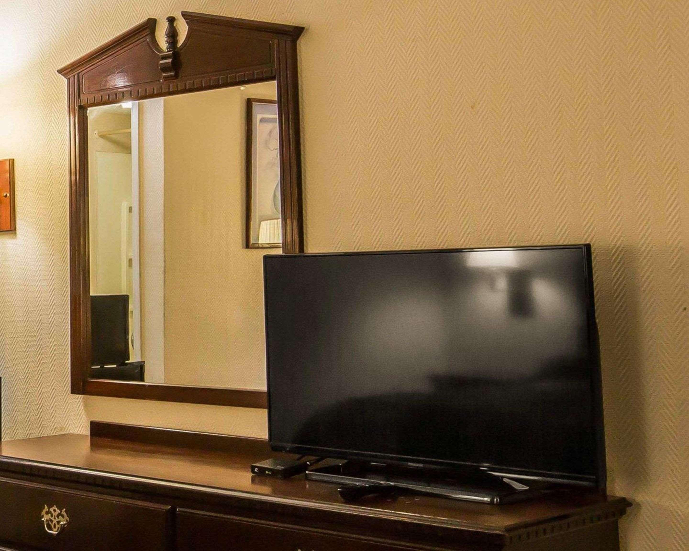 Rodeway Inn Phenix City Extérieur photo