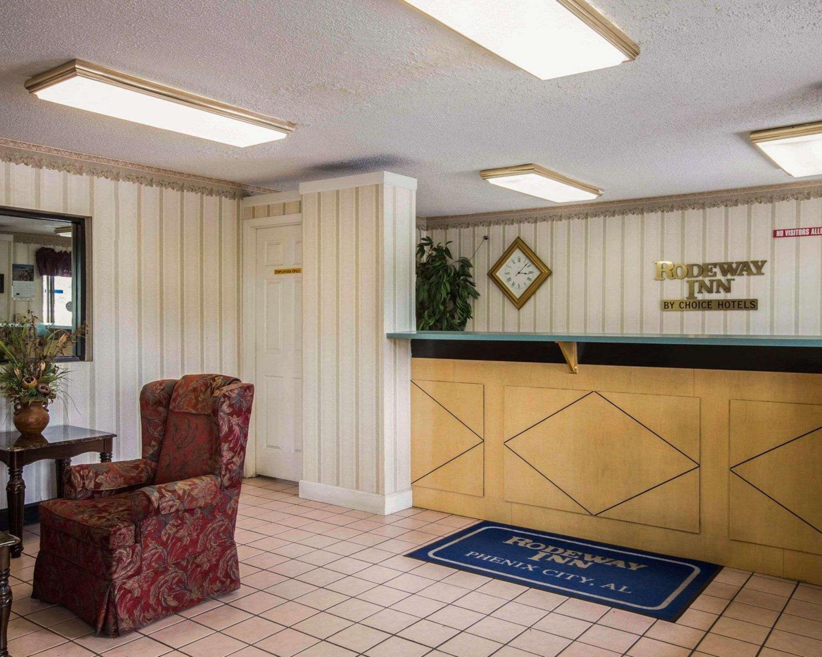 Rodeway Inn Phenix City Extérieur photo