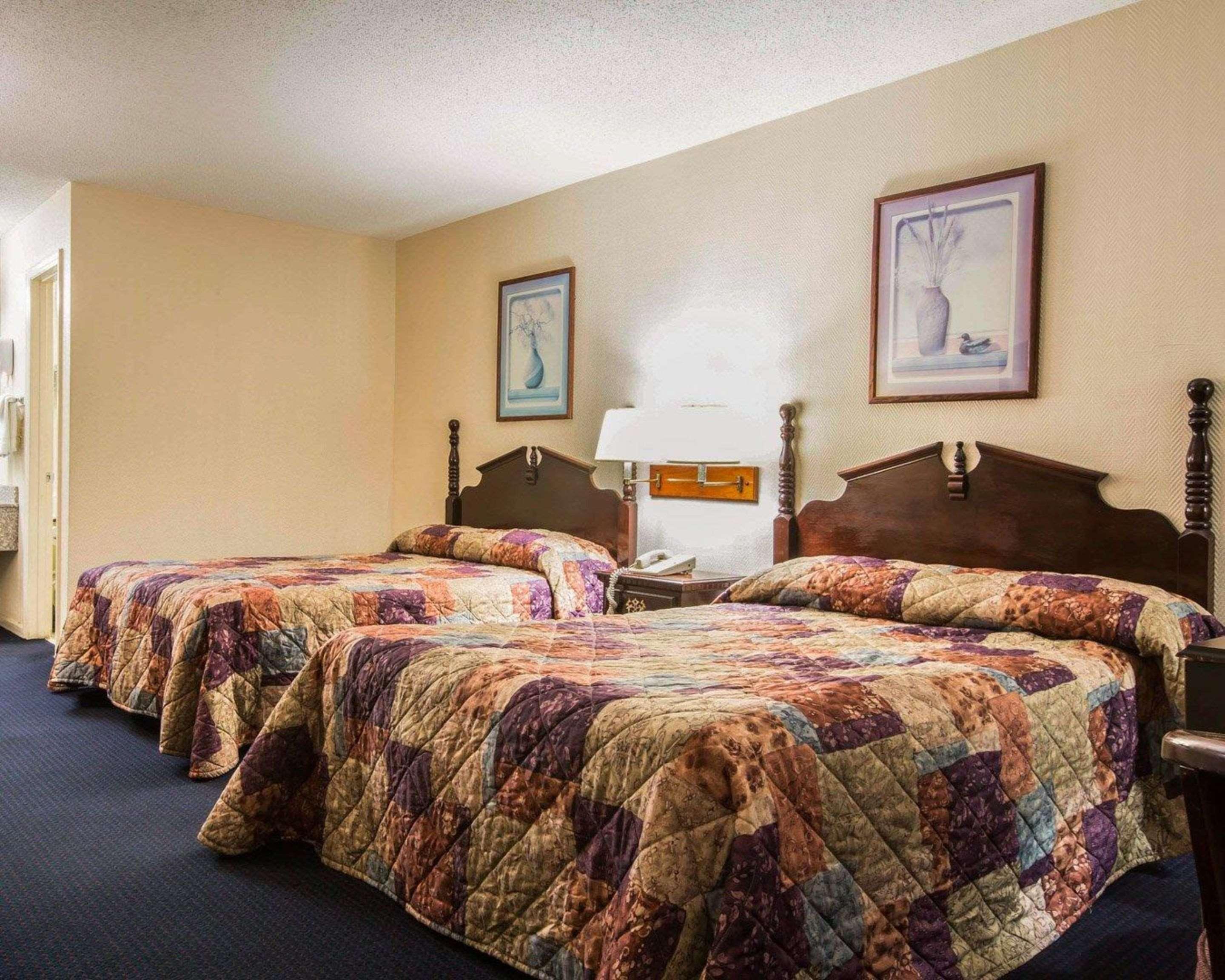 Rodeway Inn Phenix City Extérieur photo